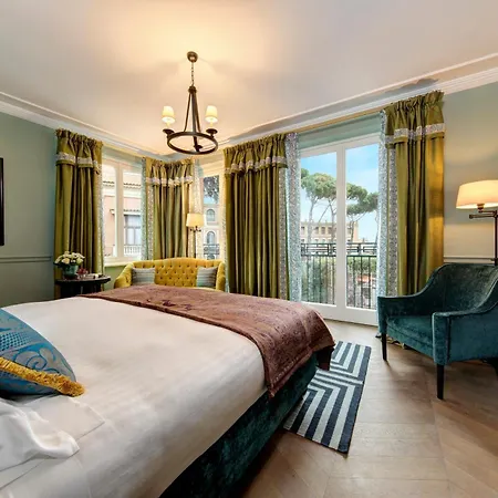 Rocco De La Hotel