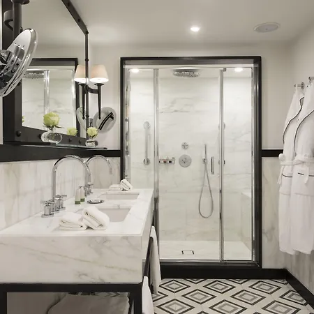 Rocco De La ローマ