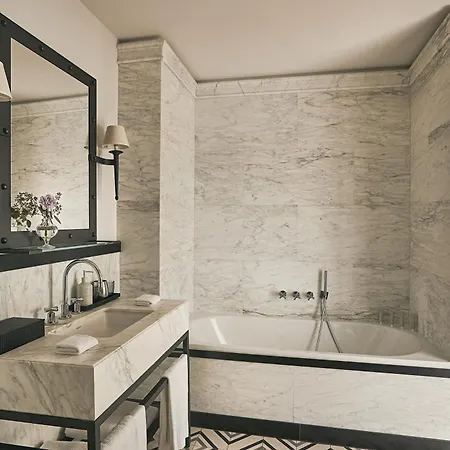 Rocco De La Ρώμη