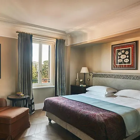 Rocco De La 5* Рим