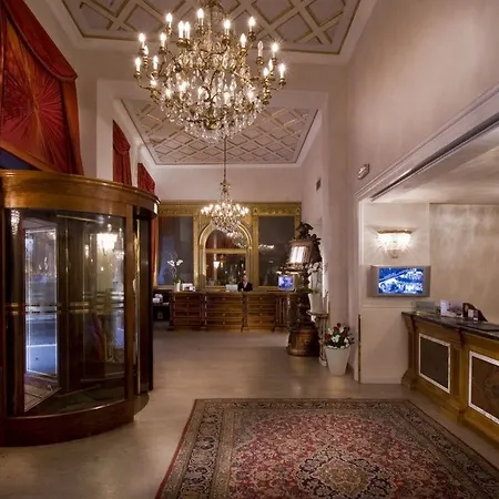 Rocco De La Hotel 5*